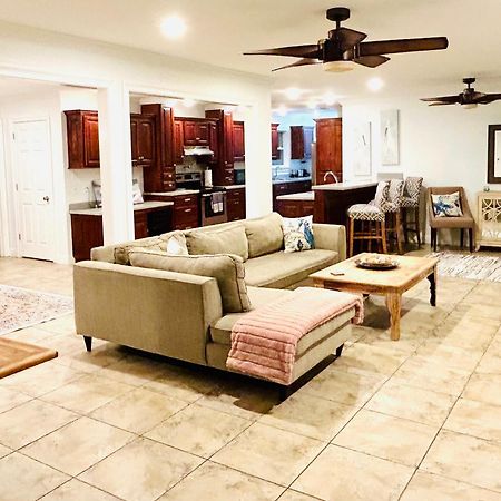 4/3 Home Centrally Located, Beach, Casino, Airport, Dining, Golfing, Shopping, Entertainment Gulfport Exteriör bild